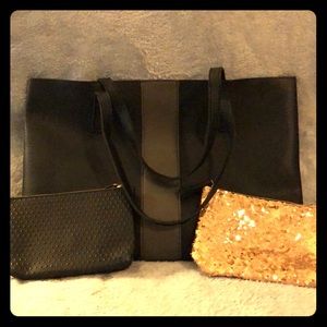 Back&gray Vince Camuto tote w/2 makeup bags